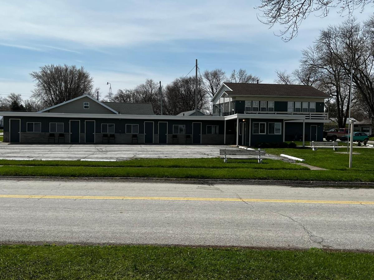 The Cedar Motel Sandusky Bagian luar foto