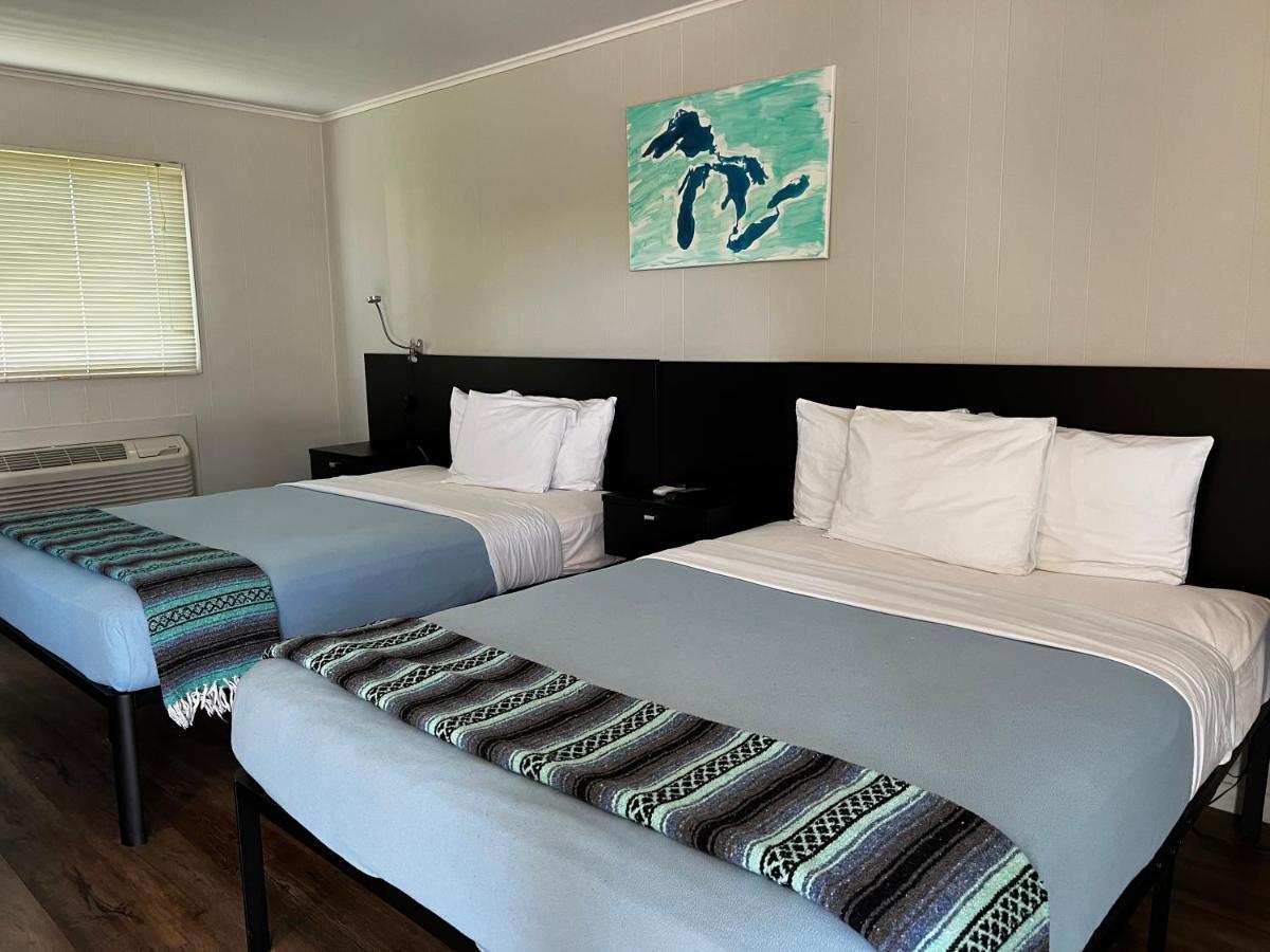 The Cedar Motel Sandusky Bagian luar foto