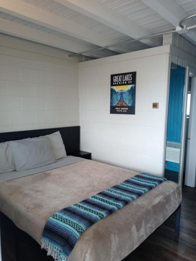 The Cedar Motel Sandusky Bagian luar foto