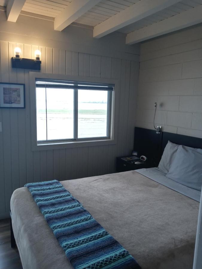 The Cedar Motel Sandusky Bagian luar foto